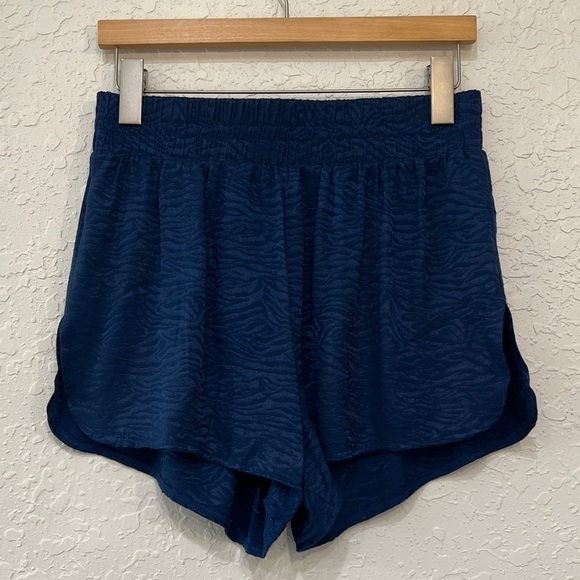 Victoria's Secret Other - Victoria’s Secret Dark Blue Zebra Textured Lounge Sleep Shorts Size Medium